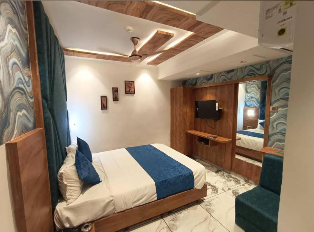 Hotel Kings Villa Ахмедабад Екстериор снимка